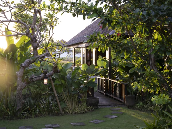 Villa Bangkuang - Walkway Area